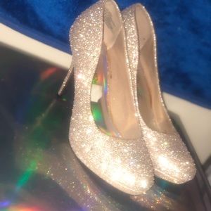 Hot tomato 8.5 sparkle heel